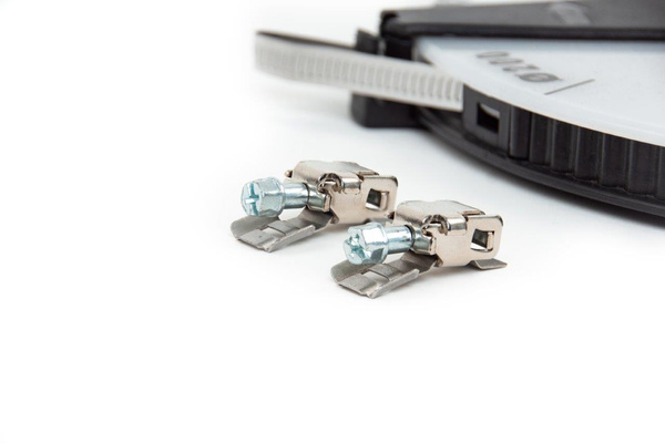 Taśma stalowa na opaski zaciskowe dł. 30mb szer. 9mm, do montażu kanałów i przewodów.